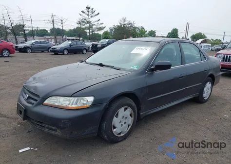 2001 Honda Accord 3.0 Lx из США, поврежденный, VIN 1HGCG16431A047657